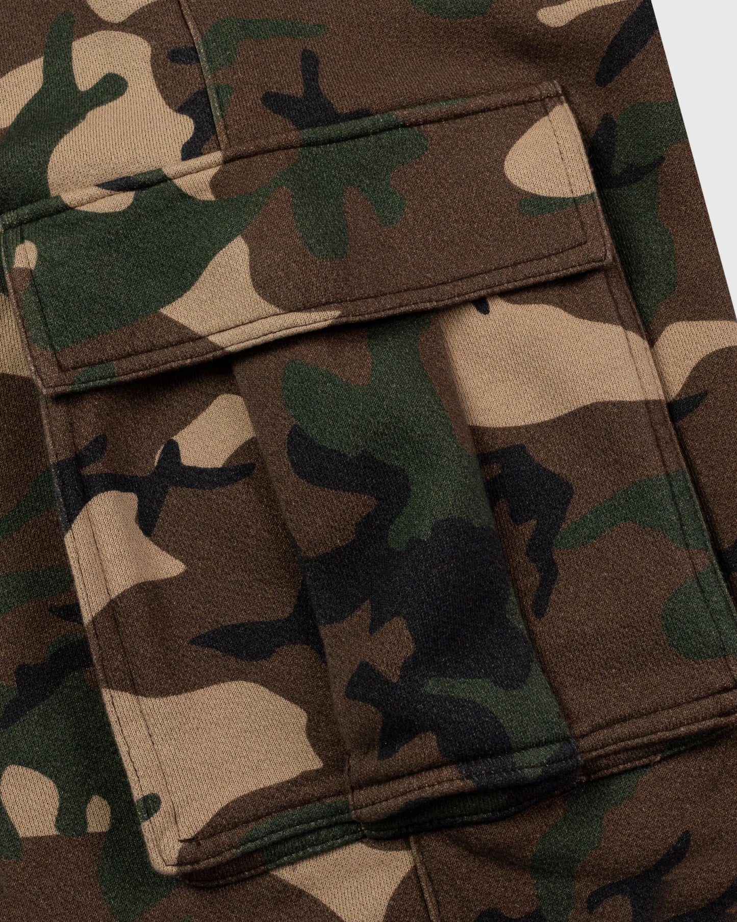 EE® Cargo Sweatpant Camo